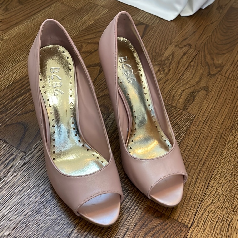 Pink BCBG Pumps size 7.5
